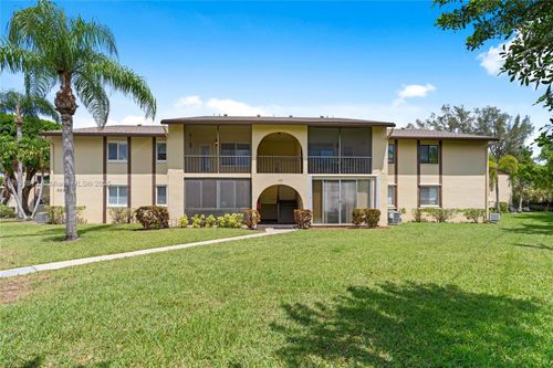 2-322 Pine Ridge Cir, Greenacres, FL, 33463-1409 | Card Image