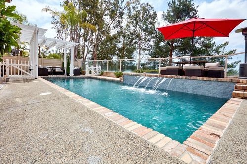8 Via Anadeja, Rancho Santa Margarita, CA, 92688-3426 | Card Image