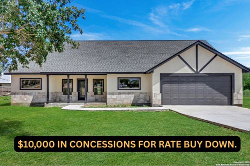 185 E Medium Meadow Dr, Lytle, TX, 78052-3988 | Card Image