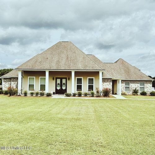 19900 State Line Rd, Moss Point, MS, 39562-9428 | Card Image