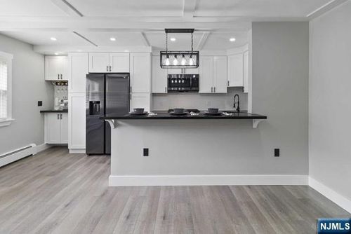 455 Fairview Ave, Fairview, NJ, 07022-1800 | Card Image