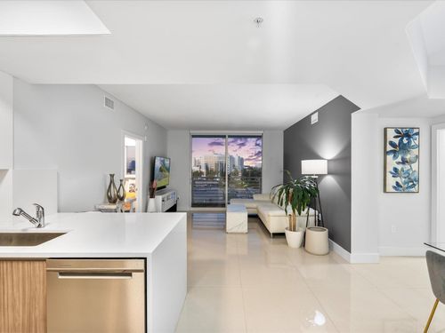 704-18800 Ne 29th Ave, Aventura, FL, 33180-2822 | Card Image