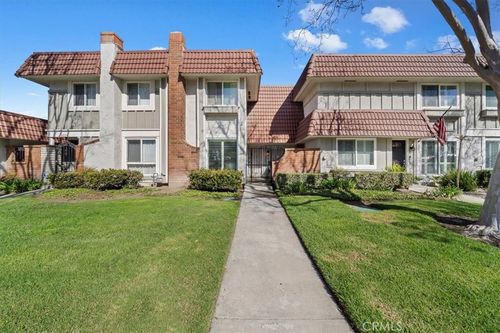 6517 Orangewood Ave, Cypress, CA, 90630-5769 | Card Image