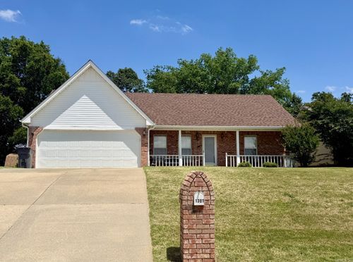 1301 N 30th St, Paragould, AR, 72450-2123 | Card Image