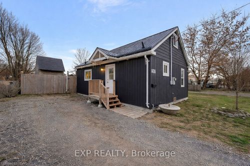 267 Station St, Belleville, ON, K8N2T9 | Card Image