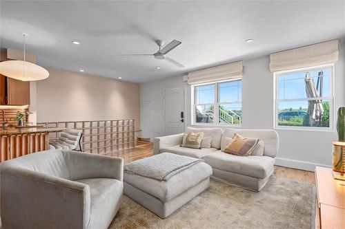 18a-10012 Shore Front Pkwy, Rockaway Park, NY, 11694-2922 | Card Image