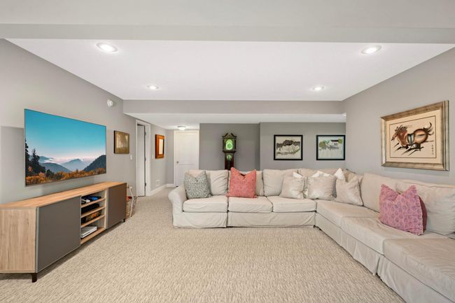 6100 151 St St, House other with 5 bedrooms, 4 bathrooms and null parking in Savage MN | Image 37