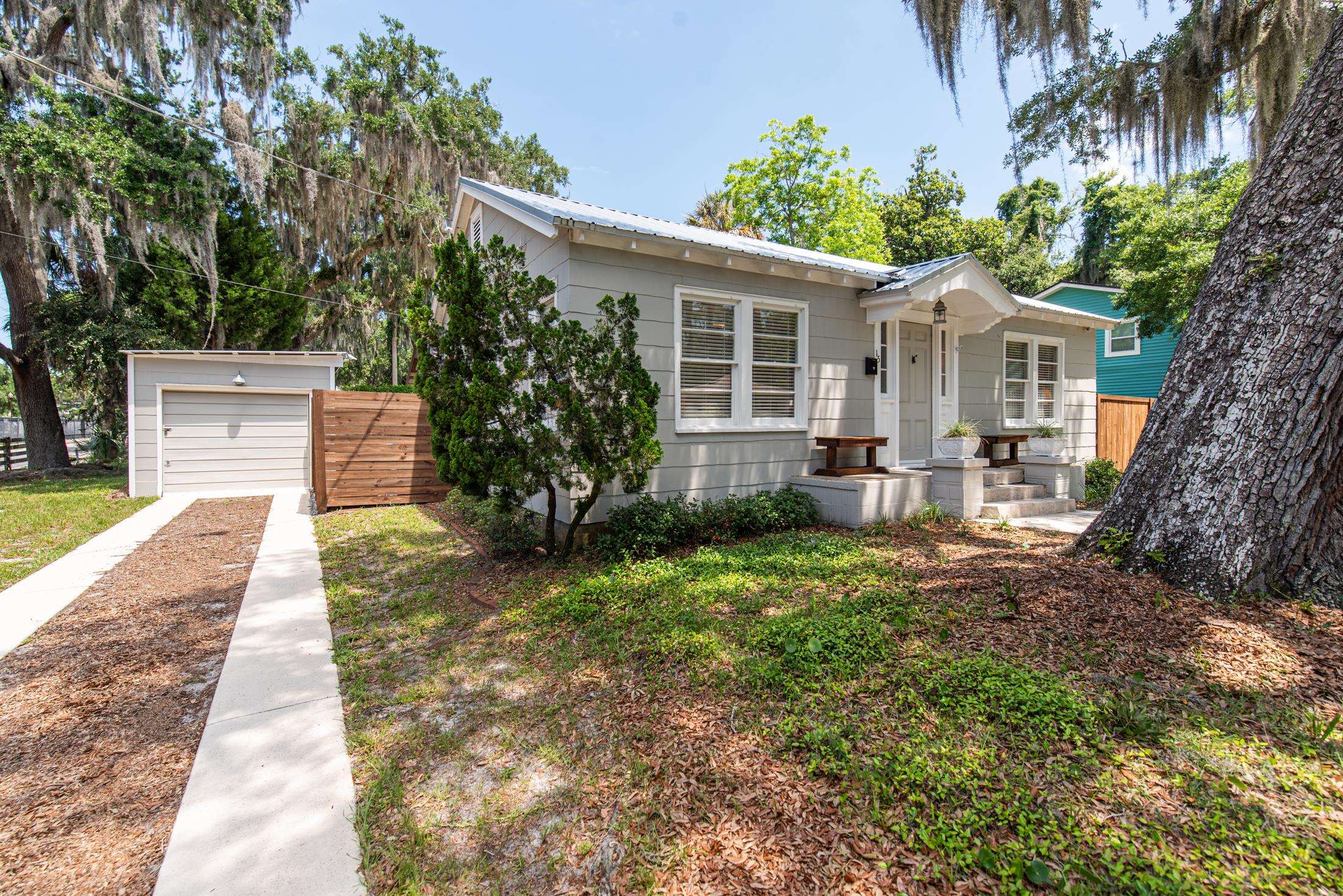 Douglas Ave, Saint Augustine, FL 32084
