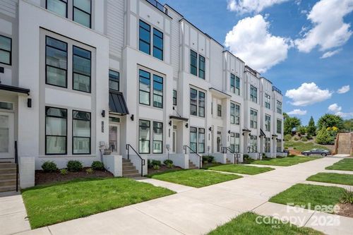 1037 Wesley Terrace Ave, Charlotte, NC, 28208-6270 | Card Image