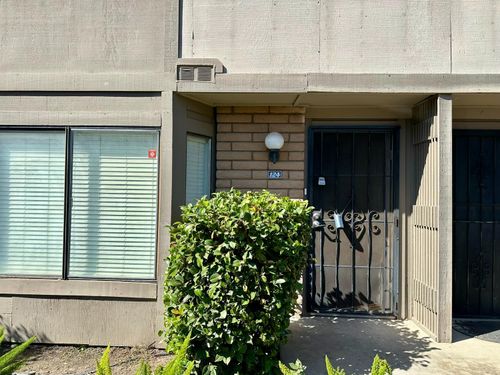 unit-124-4676 E Alamos Ave, Fresno, CA, 93726-1311 | Card Image