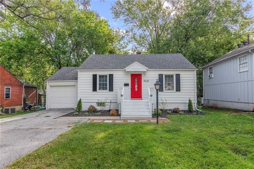 5431 Woodson St, Mission, KS, 66202-1930 | Card Image