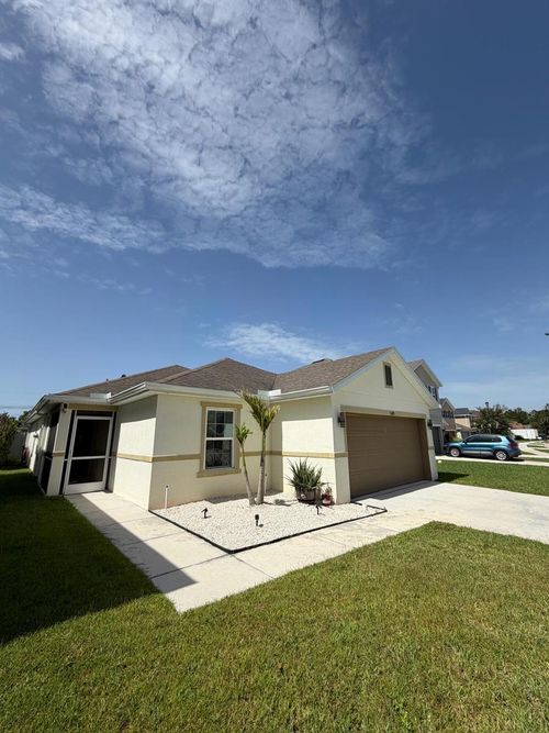 5670 Nw Pine Trail Cir, Port Saint Lucie, FL, 34983-5344 | Card Image