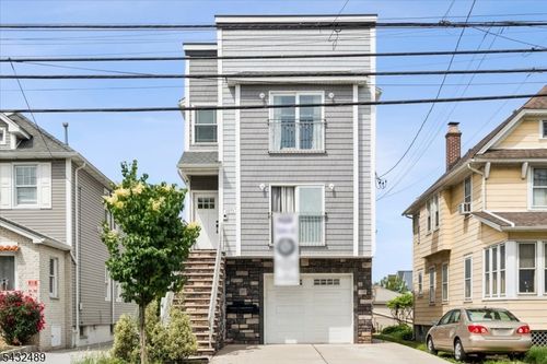 1071 North Ave, Elizabeth, NJ, 07201-1672 | Card Image