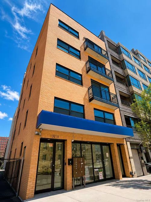 1a-132-16 Maple Ave, Flushing, NY, 11355-3358 | Card Image
