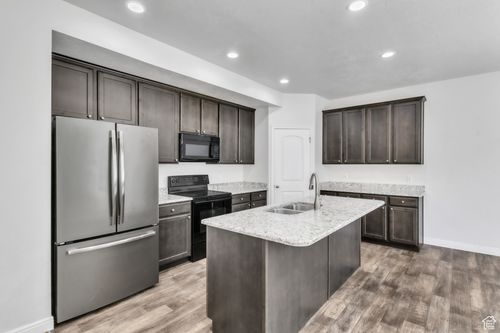 14292 S Autumn Path Ln, Riverton, UT, 84096-4122 | Card Image