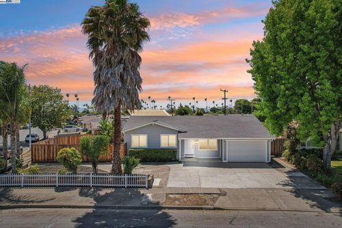 39681 Sundale Dr, Fremont, CA, 94538-1928 | Card Image