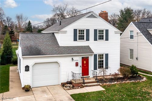 19201 Story Road, Rocky River, OH, 44116 | Card Image