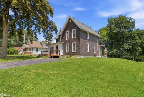 614 Grace St, Gladbrook, IA, 50635-7798 | Card Image