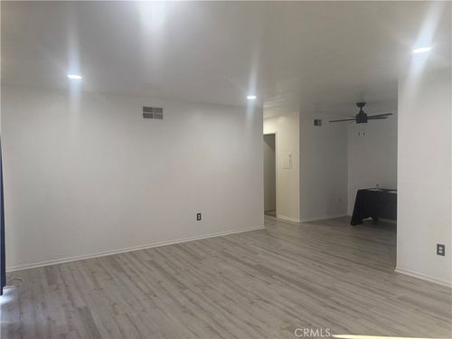 g-1056 Cabrillo Park Dr, Santa Ana, CA, 92701-3151 | Card Image