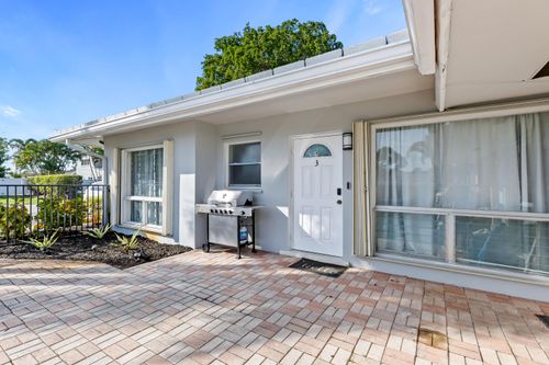 3-1761 Ne 55th St, Fort Lauderdale, FL, 33334-5877 | Card Image