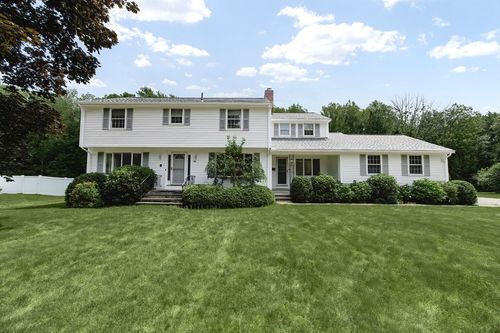 45 Stanford Dr, Westwood, MA, 02090-3317 | Card Image