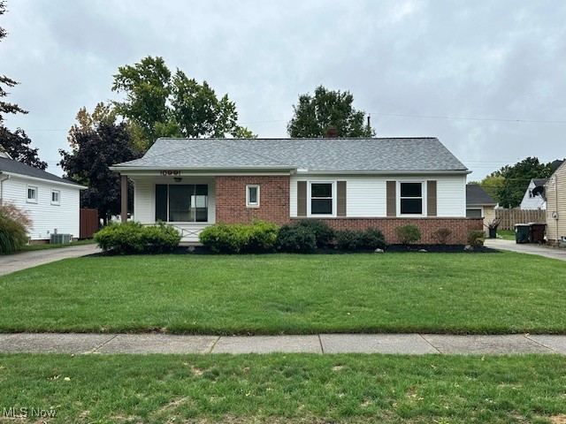 Fairlawn Dr, Parma, OH 44130