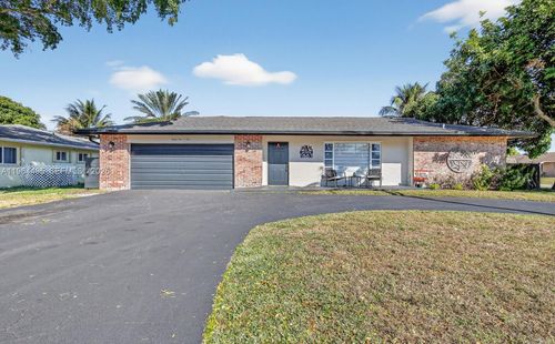 9401 Nw 81st Ct, Tamarac, FL, 33321-1418 | Card Image