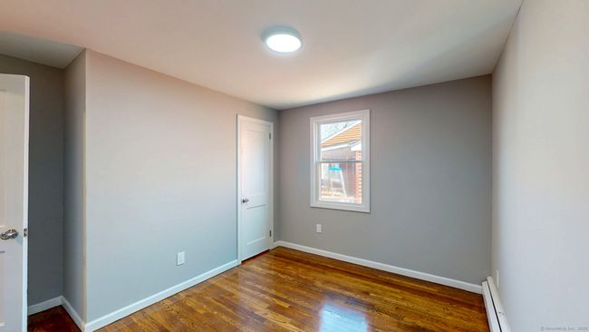 8 Batt St, House other with 5 bedrooms, 2 bathrooms and null parking in Middletown CT | Image 17