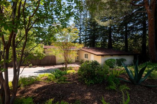 835 Mayfield Ave, Stanford, CA, 94305-1052 | Card Image