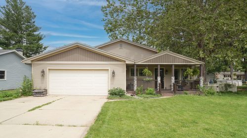 1004 Division St, Mahomet, IL, 61853-9119 | Card Image