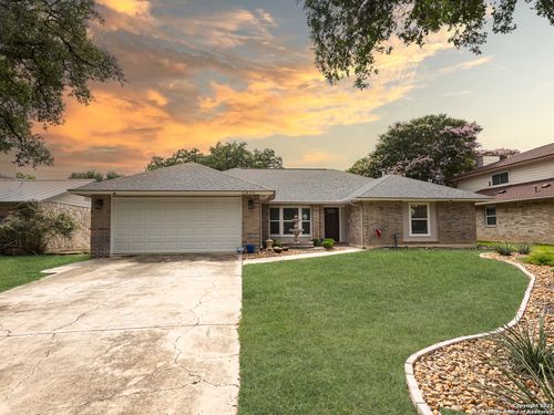 11823 Broadwood St, San Antonio, TX, 78249-3012 | Card Image