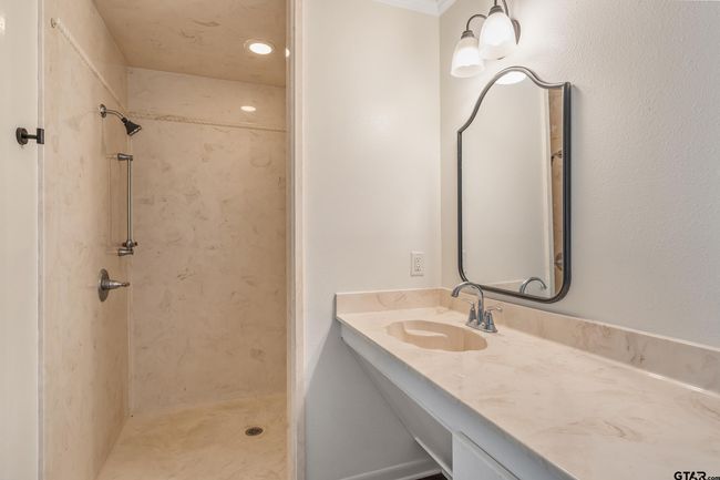417 Polly St, House other with 3 bedrooms, 2 bathrooms and null parking in Bullard TX | Image 15
