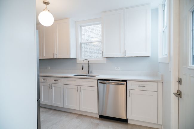 41 N Lotus Ave, House other with 5 bedrooms, 2 bathrooms and 4 parking in CHICAGO IL | Image 17