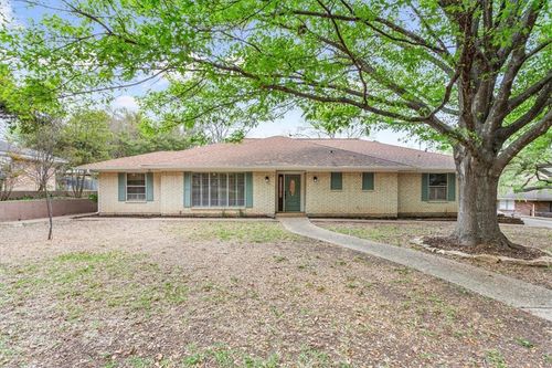 1705 Live Oak Valley Circle, Waco, TX, 76710 | Card Image