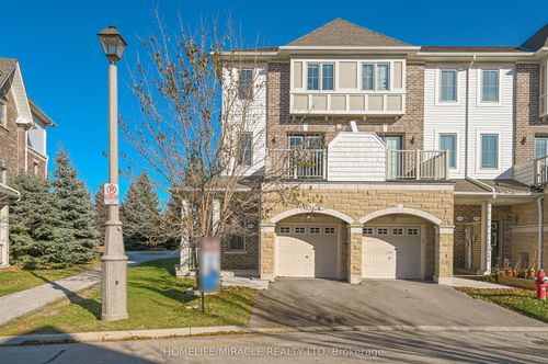 102 Cedar Lake Cres, Brampton, ON, L6Y0R1 | Card Image