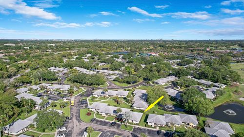 811 Club Dr, Palm Beach Gardens, FL, 33418-7055 | Card Image