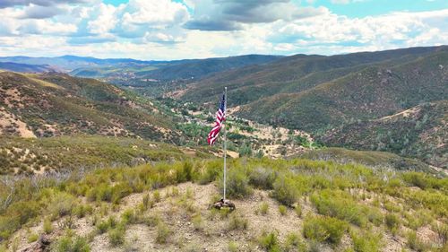 5250 15 N 05 Rd, Clearlake Oaks, CA, 95423-8571 | Card Image