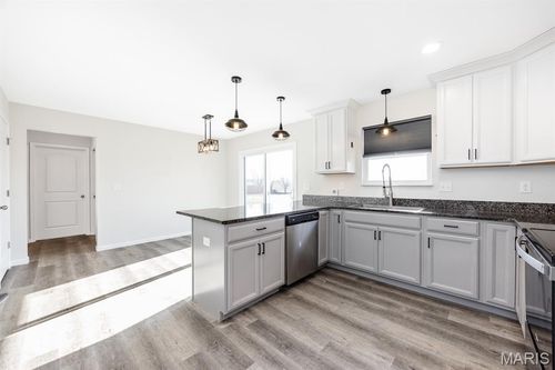 500 Somerset Dr, Granite City, IL, 62040-6930 | Card Image