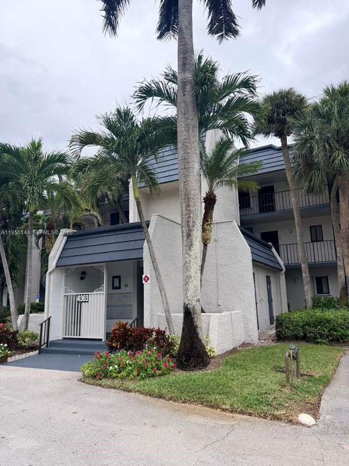 apt-304-4363 Trevi Ct, Lake Worth, FL, 33467-4048 | Card Image