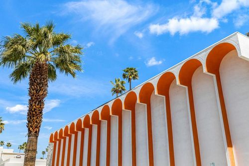 950 N Indian Canyon Dr, Palm Springs, CA, 92262-5719 | Card Image