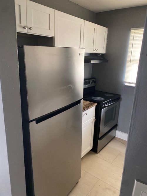 d117-4800 Nw 24th Court, Lauderdale Lakes, FL, 33313 | Card Image