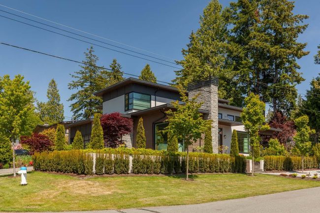5035 Walker Avenue, House other with 6 bedrooms, 5 bathrooms and 6 parking in Delta BC | Image 2
