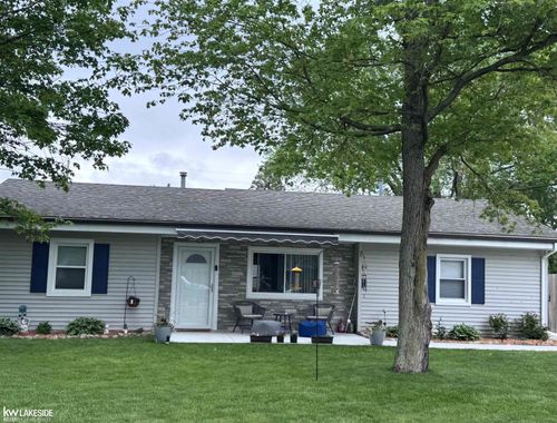 85 Saint James St, Marysville, MI, 48040-1120 | Card Image