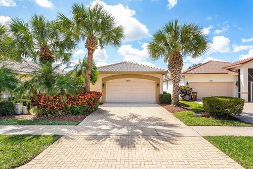 2277 Egret Cove Dr, West Palm Beach, FL, 33411-1828 | Card Image