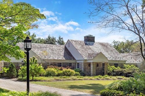2685 Sunset Ln, Allison Park, PA, 15101-2635 | Card Image