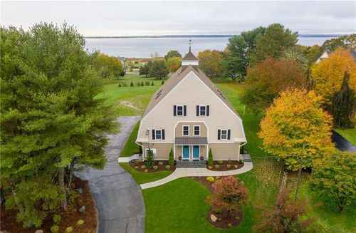 28 Lighthouse Ln, Warwick, RI, 02889-5446 | Card Image