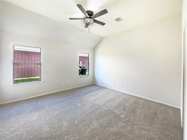 3608 Mahogany Trl, House other with 3 bedrooms, 2 bathrooms and 2 parking in Pearland TX | Image 5