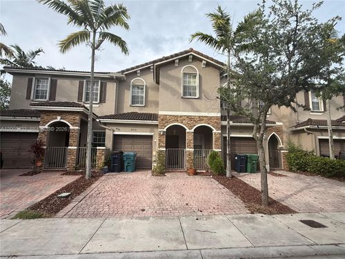 8979 Sw 225th St, Cutler Bay, FL, 33190-1328 | Card Image