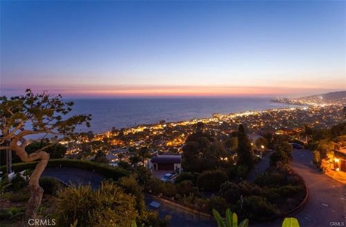 2192 Crestview Dr, Laguna Beach, CA, 92651-3401 | Card Image