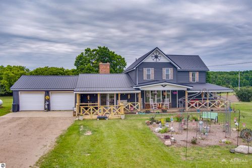 4441 Deckerville Rd, Lupton, MI, 48635-8725 | Card Image